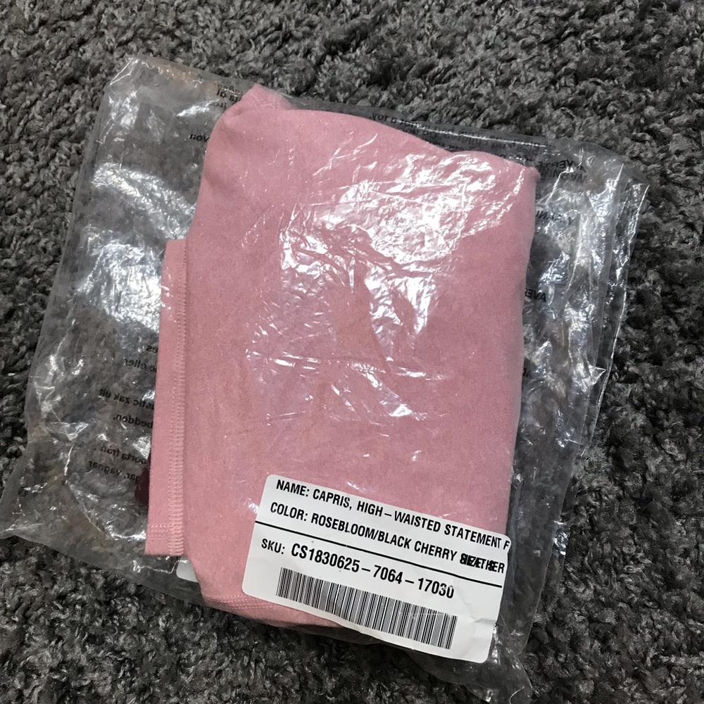 Fabletics high waisted capri leggings